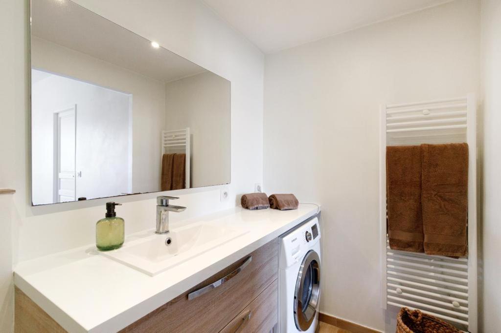 Appartements Climatises - Vieil أنتيب المظهر الخارجي الصورة