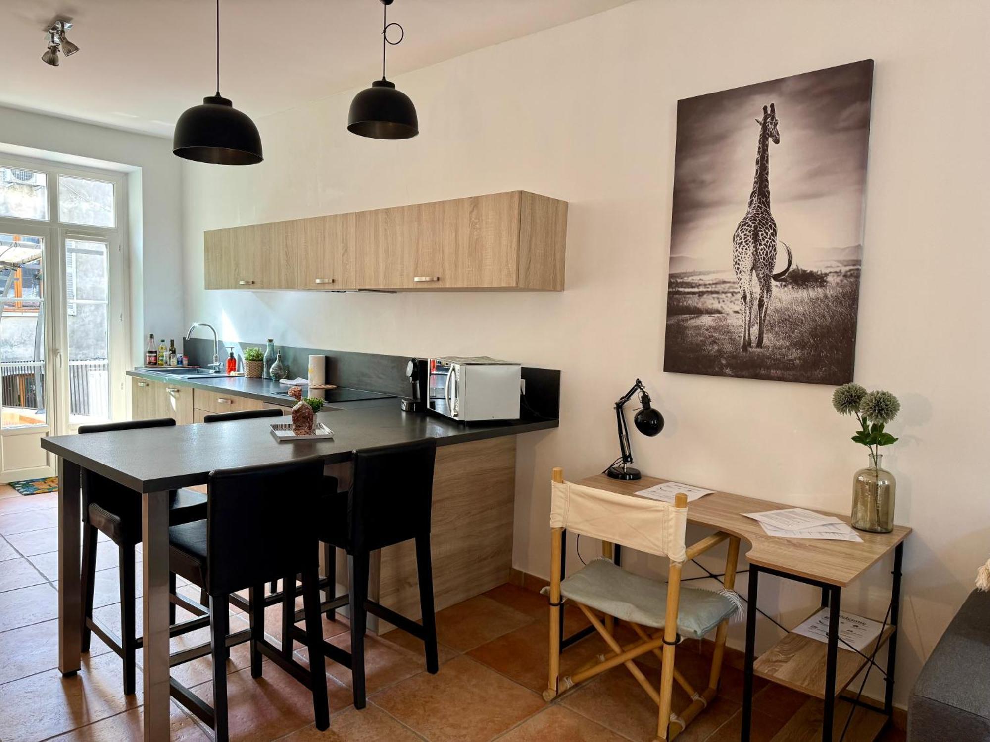 Appartements Climatises - Vieil أنتيب المظهر الخارجي الصورة