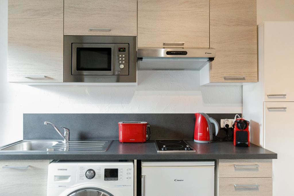 Appartements Climatises - Vieil أنتيب المظهر الخارجي الصورة